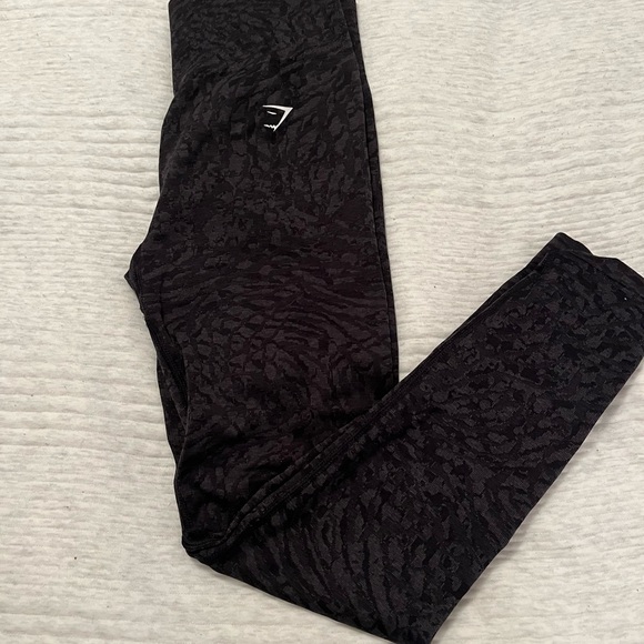 Gymshark adapt animal leggings- medium - Picture 3 of 3
